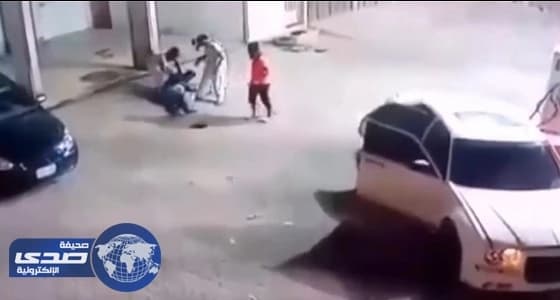 بالفيديو.. سطو على محطة وقود بحي النسيم