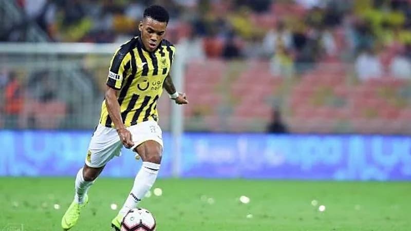 أولمبياكوس يتعاقد مع "رودريغيز" لمدة 3 مواسم 