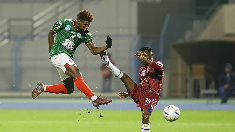 الاتفاق يفوز على أبها بثنائية