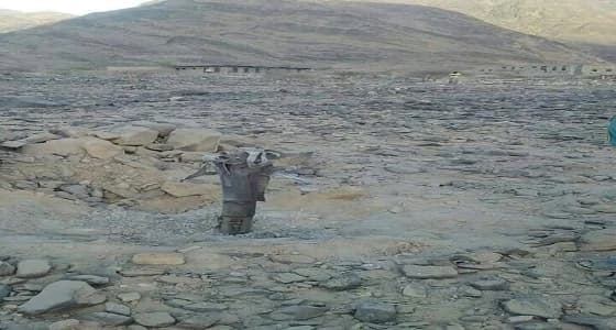 استهداف منازل يمنيين في أدمة ناطع بصواريخ حوثية