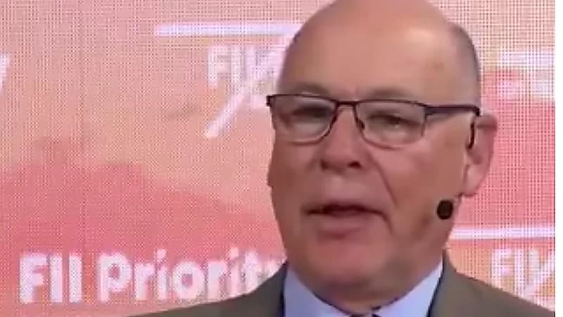 رئيس شركة بلاك روك: السعودية الفرصة الأمثل للاستثمار التي رأيتها في حياتي المهنية.. فيديو