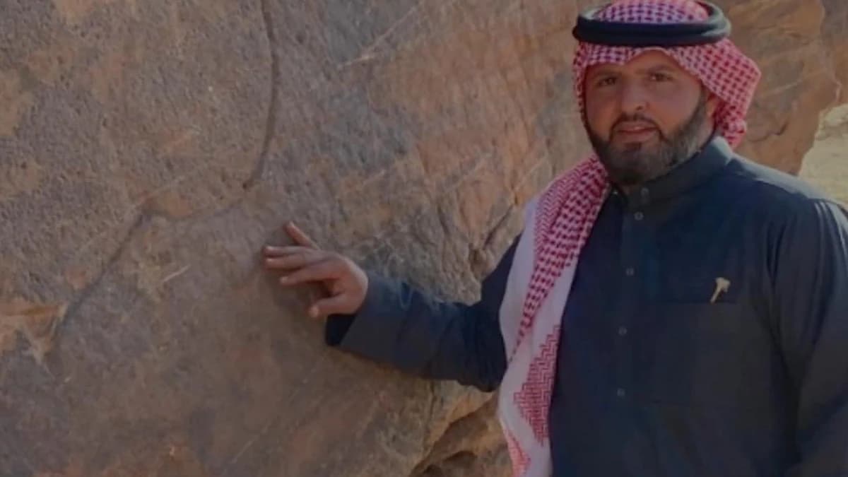 اكتشاف 26 موقعا أثريا في حائل بينها نقش نادر للإبل عمره يتجاوز 11 ألف سنة.. فيديو