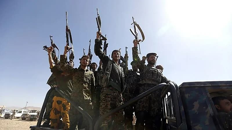القبض على خلية حوثية تستهدف قادة عسكرية