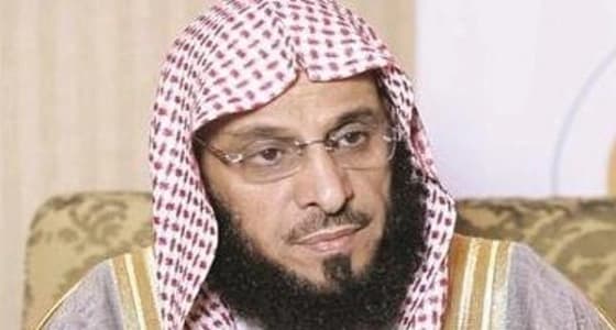 " القرني " يطالب قنوات تلفزيونية بالاعتذار عن إساءتها له