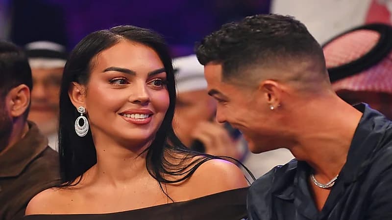 جورجينا: قصة حبي خيالية وكريستيانو حب حياتي.. فيديو