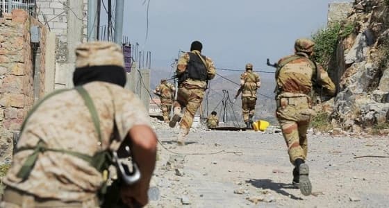 صنعاء تشتعل.. معارك طاحنة بين صالح والحوثيين وسيطرة على أماكن حيوية بالعاصمة