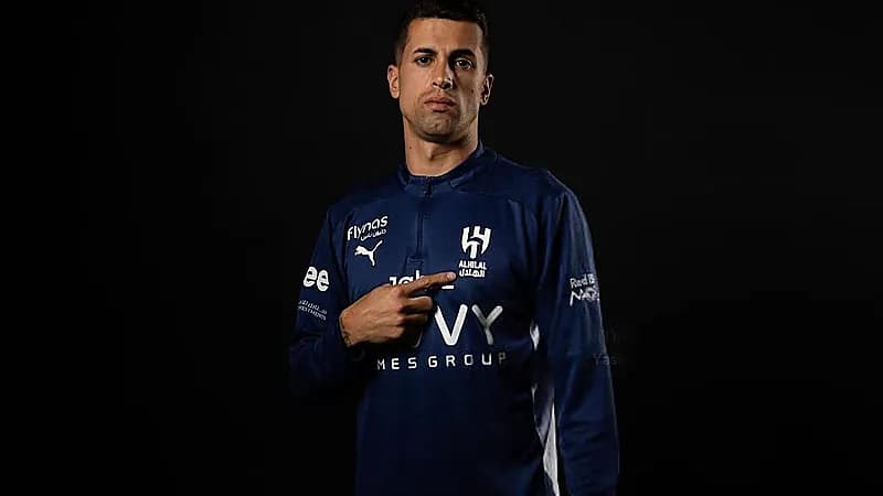 كانسيلو أكثر من مثّل أندية مشاركة في كأس العالم للأندية بعد ارتدائه قمصان ستة فرق