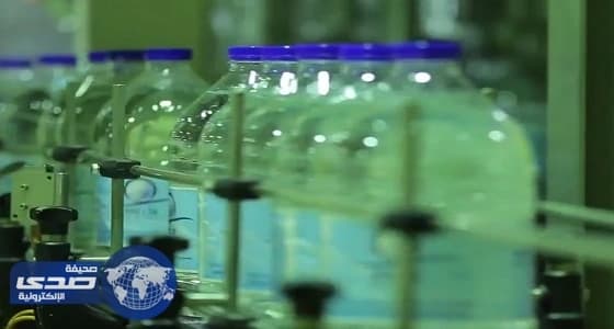 بالفيديو.. آليات توزيع مياه زمزم على المعتمرين