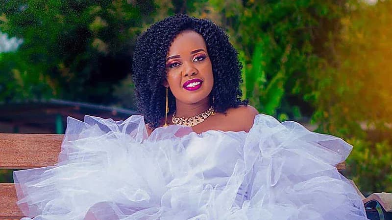 وفاة مؤثرة كينية  إثر جلطة دماغية نادرة