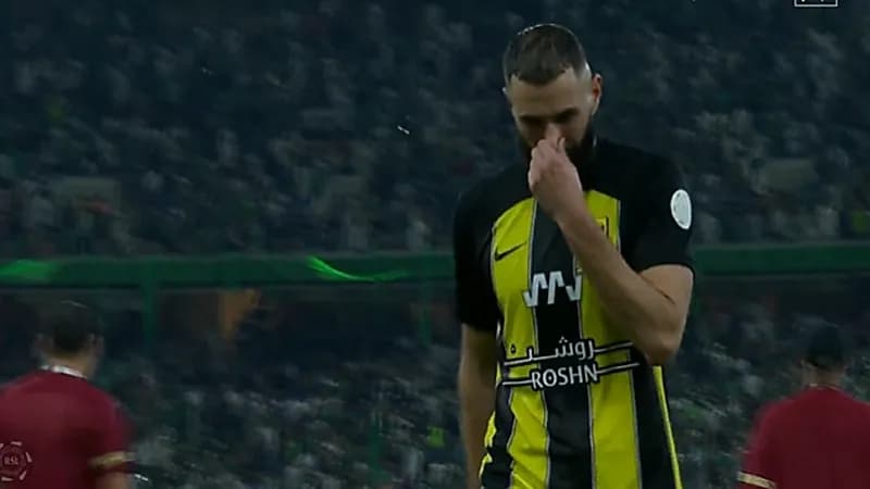 حسرة بنزيما بعد الخسارة أمام الأهلي .. فيديو