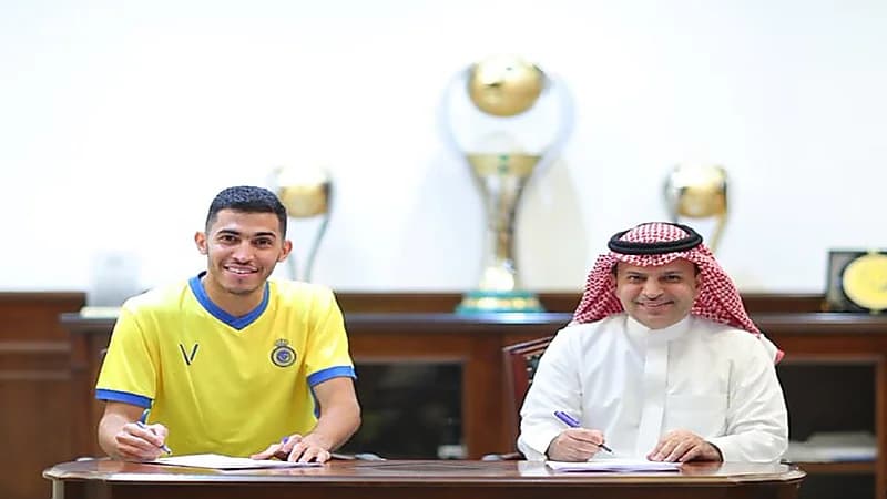 "النصر" يمدد عقد سلطان الغنام