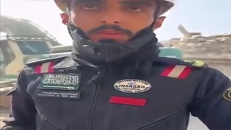 شاهد.. فريق الإنقاذ السعودي يعثر على مجوهرات وأشياء ثمينة تحت أنقاض تركيا