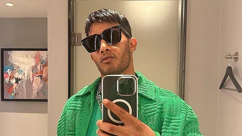 محمد رمضان يثير جدلاً واسعًا بعد ظهوره بإطلاله جديدة في أمريكا