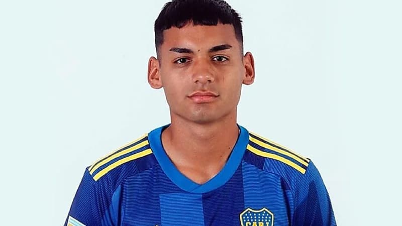 الاتحاد يتعاقد مع الأرجنتيني أسياس ويُعيره إلى جدة