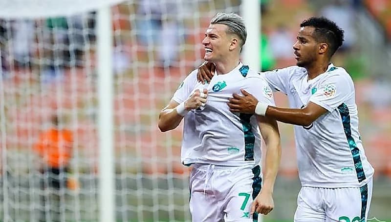 تعليق مصير أليوسكي مع الأهلي 