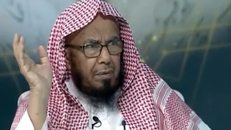 "المطلق": إذا صلى المسلم العيد لا يجب عليه صلاة الجمعة لكن يستحب (فيديو)