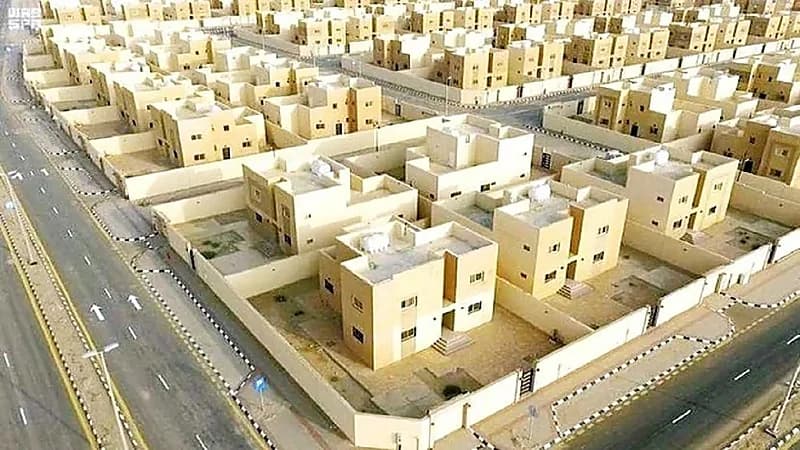طرح أرضي وعقارات للبيع في مزاد علني بالخرج