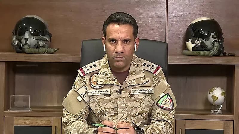 "التحالف": تدمير 13 آلية عسكرية وخسائر بشرية بصفوف الحوثيين