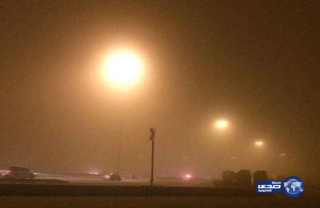 تحذيرات من تدني الرؤية على طرق الرياض والشرقية