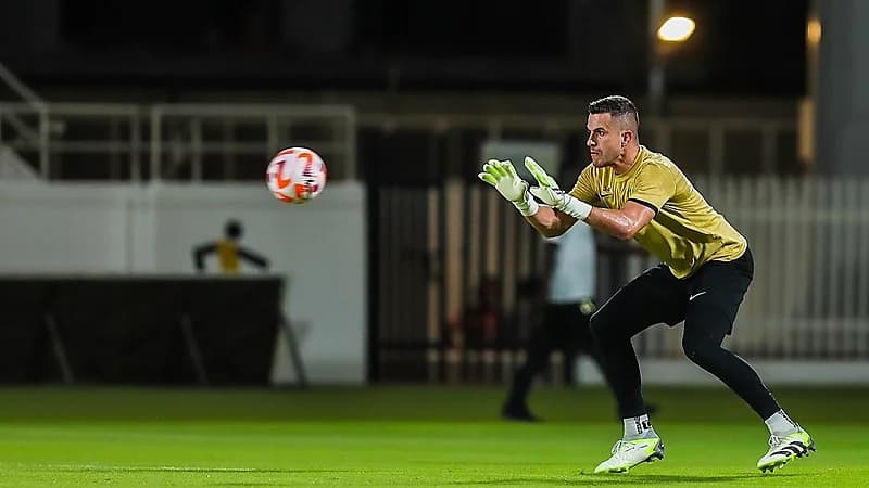 وكيل غروهي يرد على شائعات رحيله من الفريق