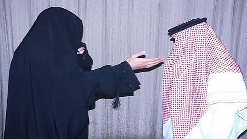مستشار أسري: اسوأ سلوك يقع فيه الزوجين هو العناد