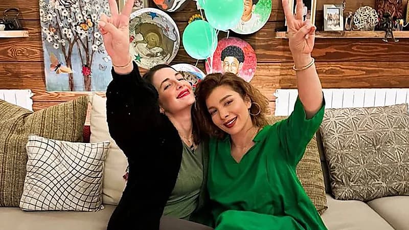 أصالة وابنتها شام يحتفلان بمناسبة رفع العقوبات عن سوريا