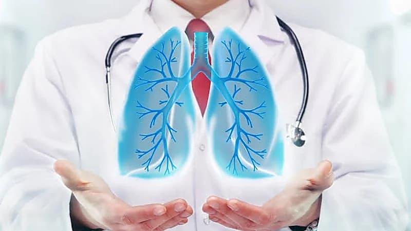 كيف تحافظ على صحة رئتيك؟ خبيرة تغذية تكشف السر