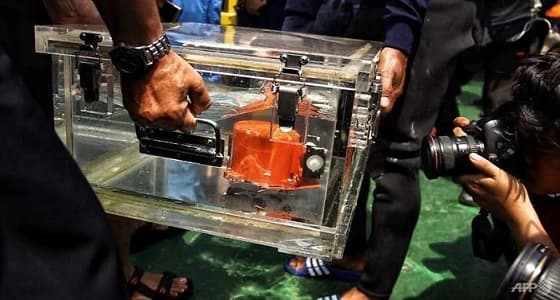 العثور على الصندوق الأسود الثاني للطائرة الإندونيسية المنكوبة