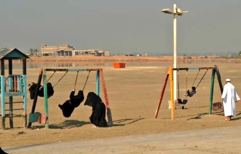 صورة من كورنيش جدة قبل 20 عام