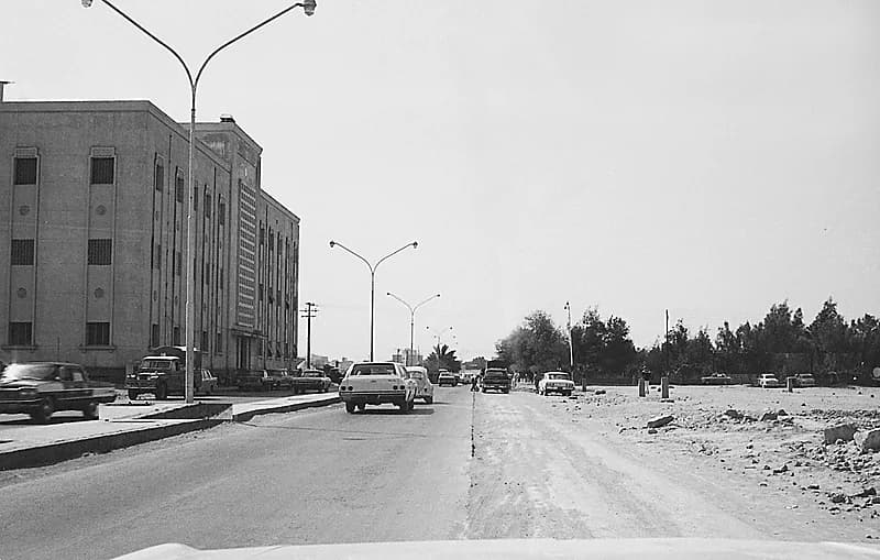 من نوادر الصور لمبنى البريد في الرياض