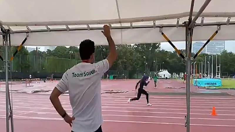 بالفيديو.. وزير الرياضة يتابع تدريبات العداءة السعودية ياسمين الدباغ