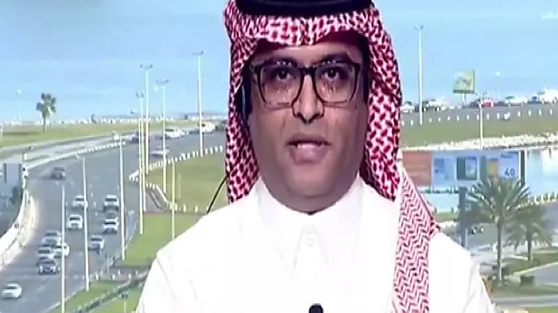 بالفيديو .. استشاري جراحة: طقطقة الرقبة قد تؤدي لجلطة