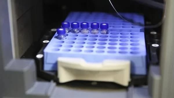 أسترازينيكا تعلن عن عقار جديد لـ كورونا