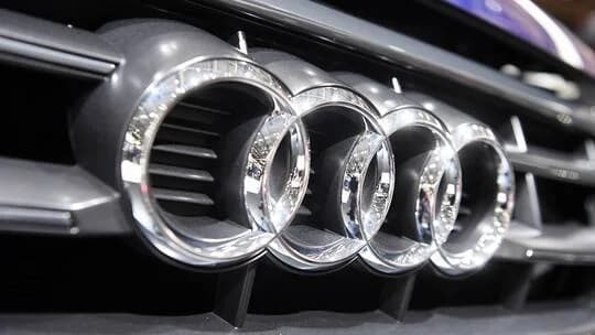 أودي تستعد لطرح سيارة A8L الجديدة لتنافس مرسيدس