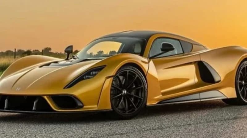رسميا.. تسليم أولى نسخ السيارة" Hennessey Venom F5" بــ 2 مليون و 100 ألف دولار