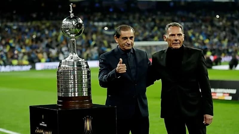 قبل كلاسيكو الهلال والنصر .. أرقام بارزة في مواجهات جمعت روسو أمام دياز