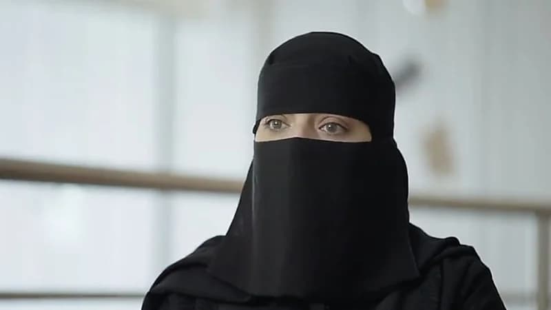 بالفيديو.. شابة تقضي نصف عمرها نائمة بسبب النوم القهري