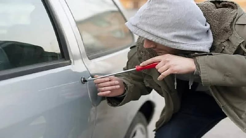 ظاهرة على تيك توك تتسبب في ارتفاع سرقة السيارات 