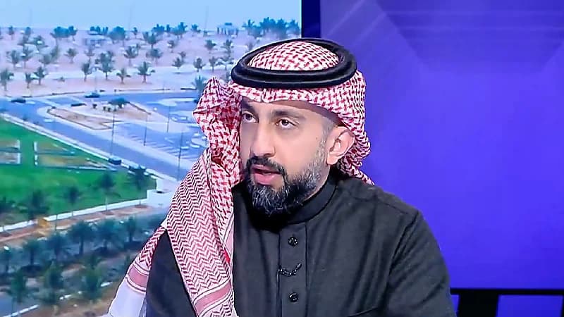 فيديو.. استشاري يحذر من فرك العين: تسبب هالات ومرض خطير