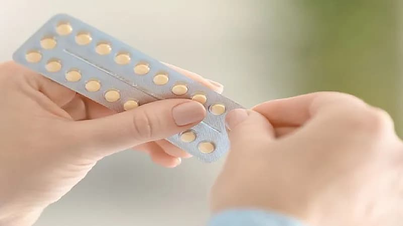 بالفيديو.. حكم تناول المرأة حبوب منع الحمل رغم ممانعة زوجها