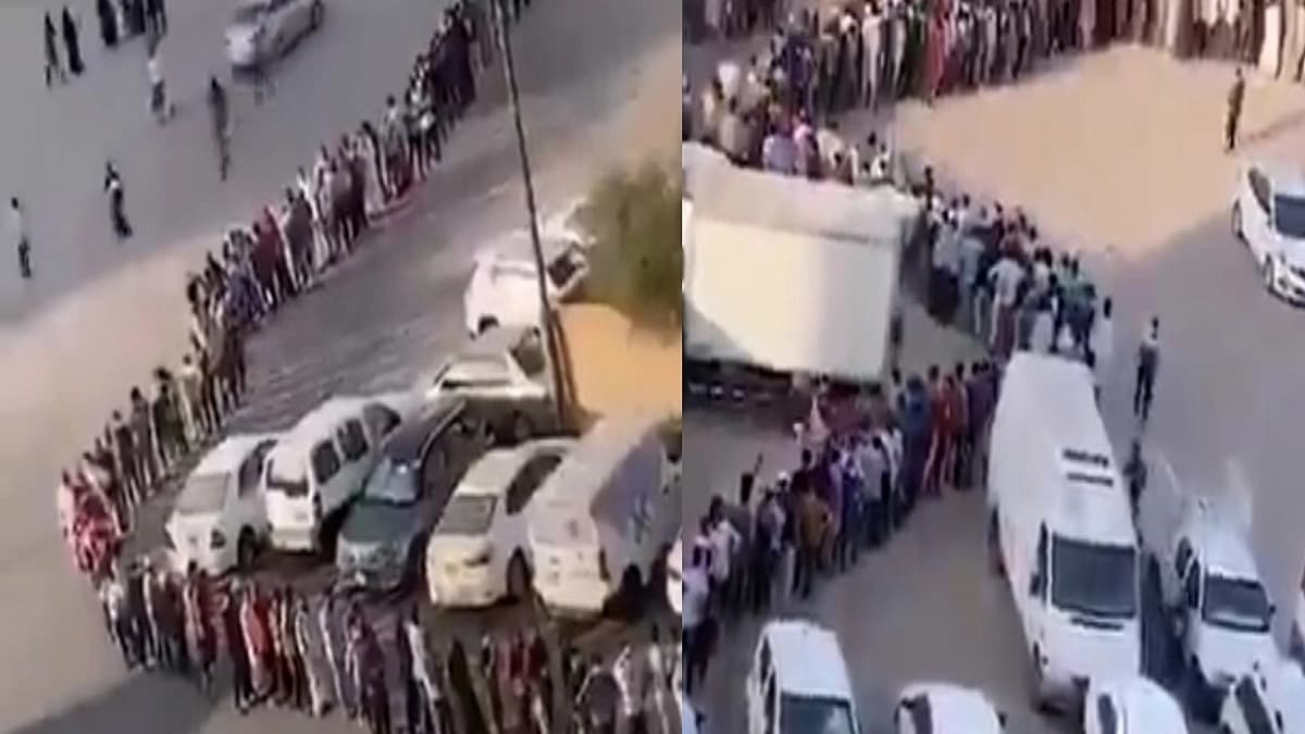 الأطفال يقودون سيارات داخل مستشفى في بيشة
