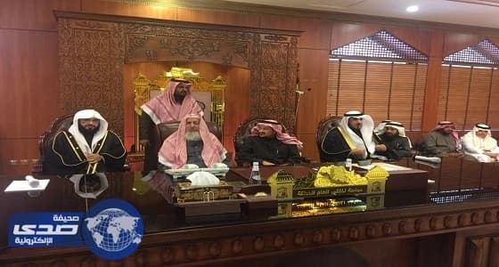 ‏سماحة المفتي يدعو الطلاب للالتزام بالمنهج القويم ويحذرهم من دعاة الشر