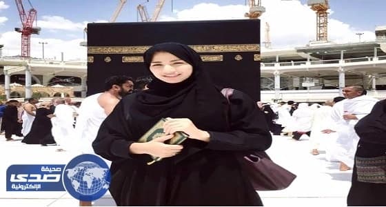 بالصور.. فنانات يرتدين الحجاب أثناء تأدية العمرة