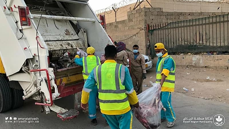 بالصور.. الإطاحة بوافدين امتنهوا لتسويق رؤوس الأغنام