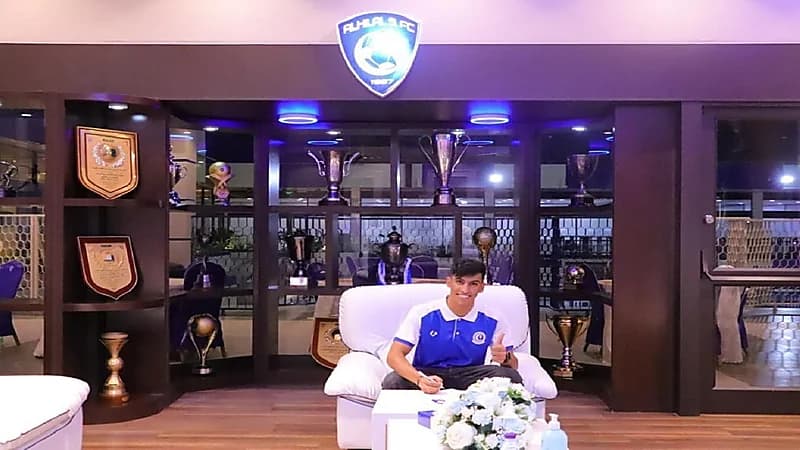 الهلال للألعاب المختلفة يتعاقد مع تركي المطيري لمدة 3 سنوات