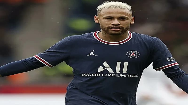 نيمار: أريد البقاء مع باريس سان جيرمان 