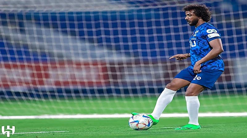 مغادرة الدوسري والشهراني إلى الأحساء استعدادا لمواجهة الفتح 