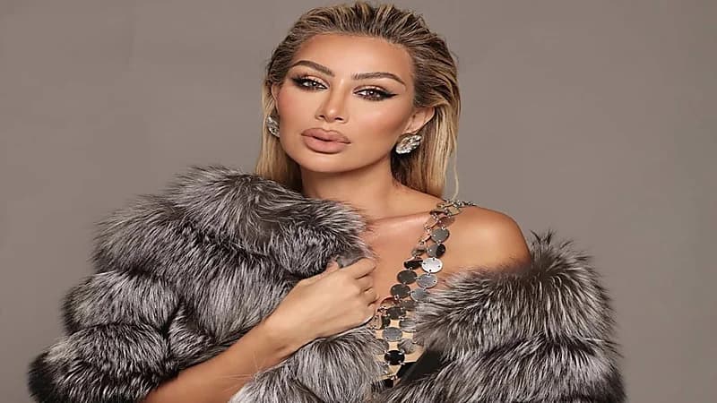 شاهد.. مايا دياب تفاجئ جمهورها بإطلالة جديدة 