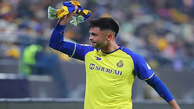 مارتينيز خارج حسابات ⁧‫النصر‬⁩