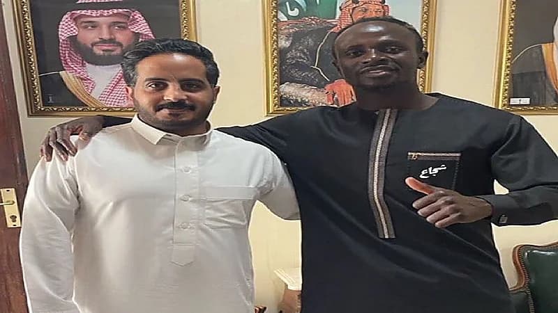 ساديو ماني يظهر في سفارة المملكة بداكار